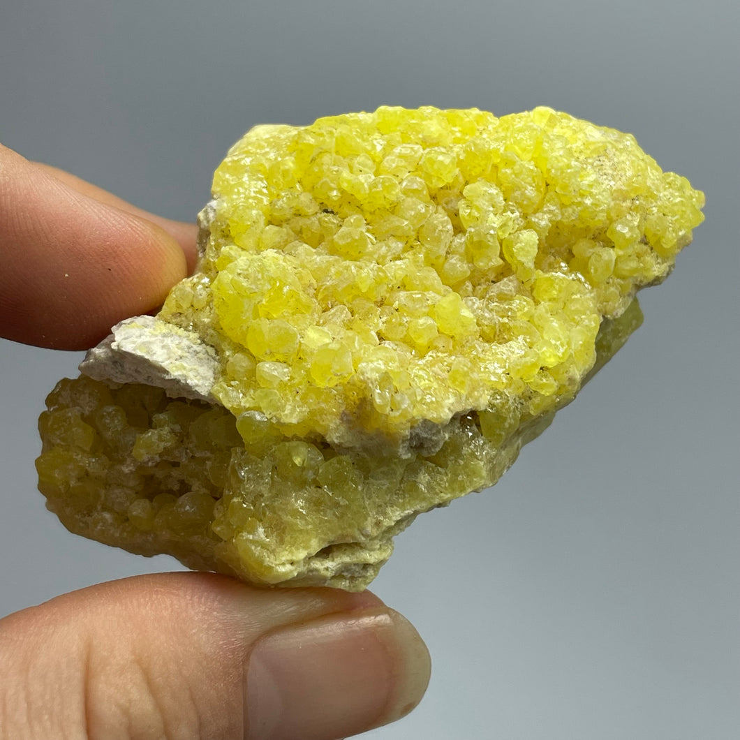 Natural Sulfur crystal