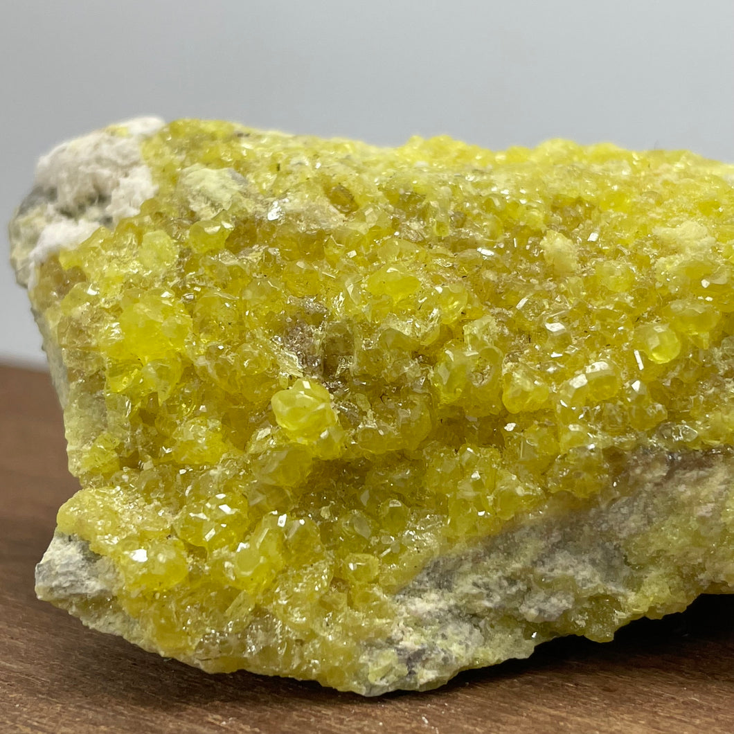 Natural Sulfur crystal